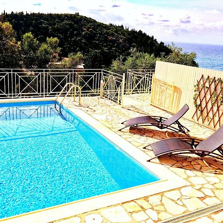 Agios Nikitas Viewヴィラ エクステリア 写真